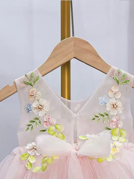 Barboteuse Fleurie Rose Poudré – Cérémonie & Baptême Bébé Fille