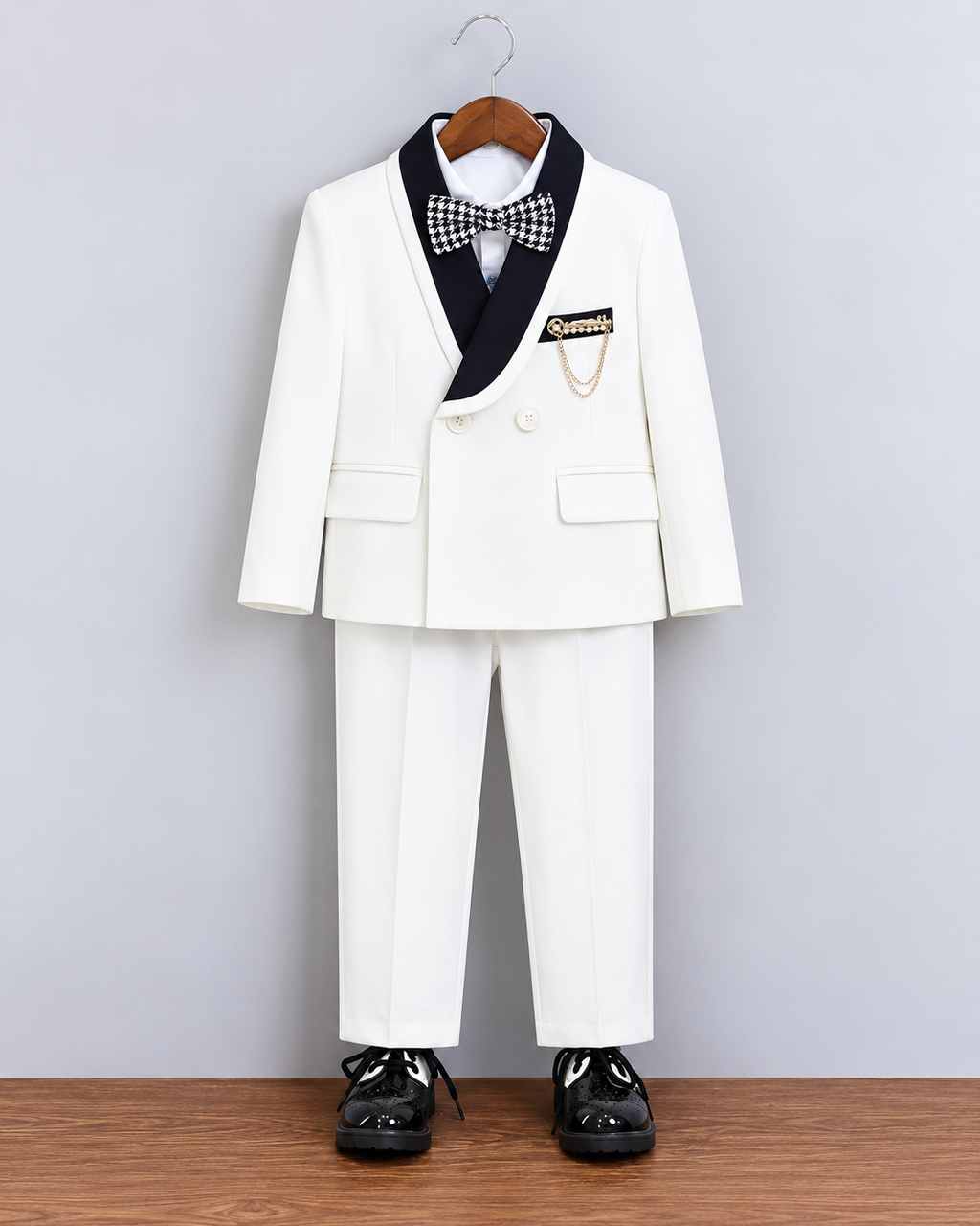 Costume Cérémonie Garçon 6 Pièces – Blanc & Noir
