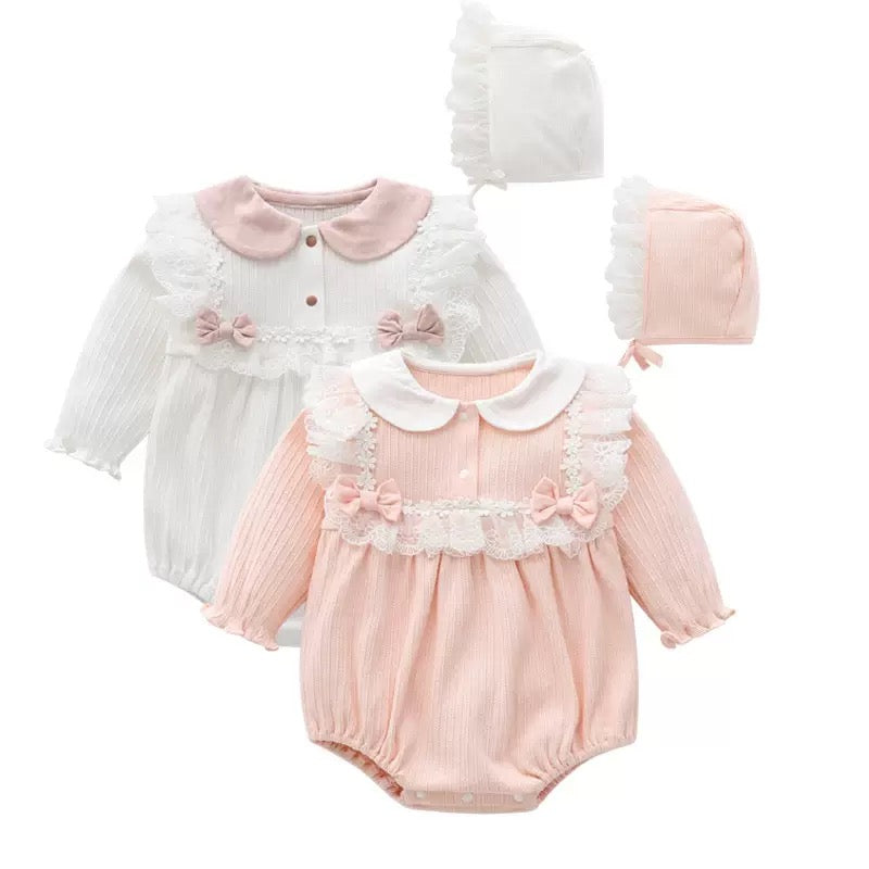 Barboteuse Dentelle Élégance – Rose Poudré & Ivoire