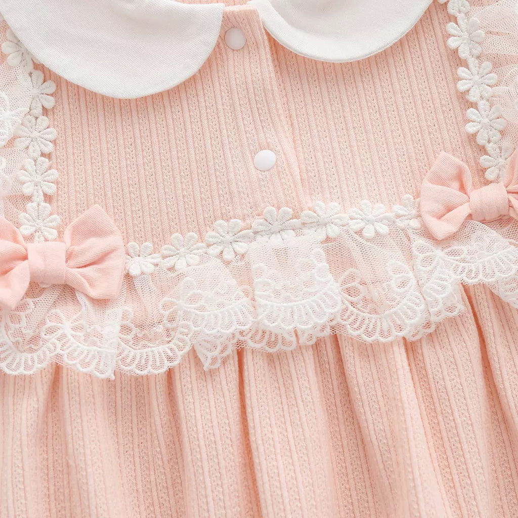 Barboteuse Dentelle Élégance – Rose Poudré & Ivoire